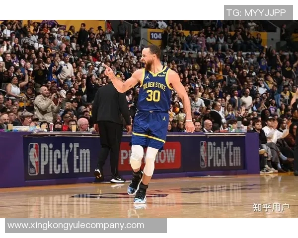 开拓者赛季前十场比赛八场分差小于十分展现强劲竞争力 开拓者赛季前十场比赛八场分差小于十分展现强劲竞争力