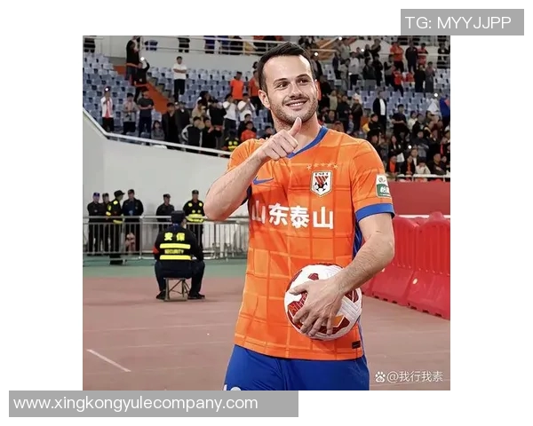 泰山小将齐千程亮相赛前发布会进入本轮中超比赛名单引关注 泰山小将齐千程亮相赛前发布会进入本轮中超比赛名单引关注