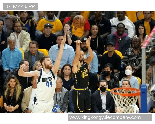 科尔分享负荷管理经验强调赛前准备12人掌控比赛节奏的重要性 科尔分享负荷管理经验强调赛前准备12人掌控比赛节奏的重要性